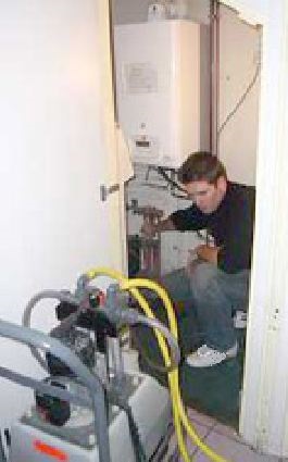 plombier chauffagiste Chasselay et environ pour un désebouage ou un dépannage de chaudière... 06 84 45 46 67